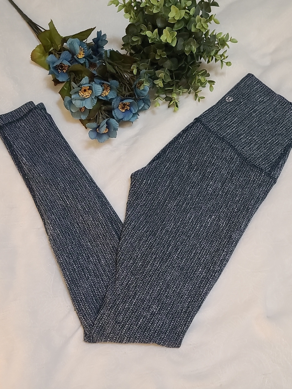 Lululemon Wunder Under Coco Pique Knit Green Grey Stretch Luon
